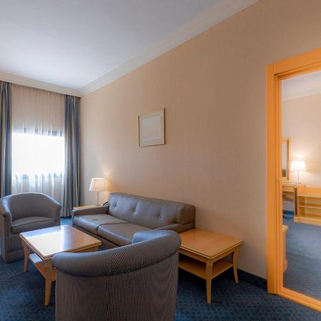 Holiday Inn Yanbu By Ihg Экстерьер фото