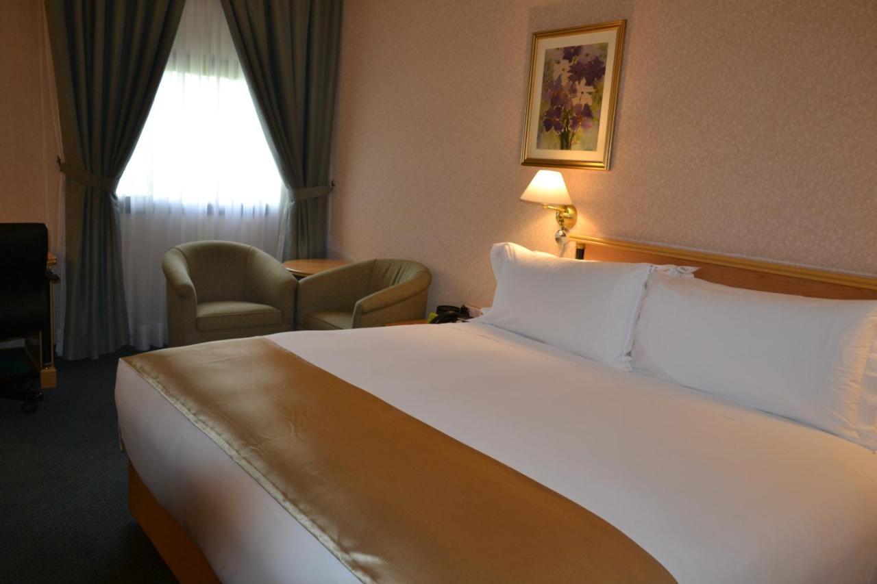 Holiday Inn Yanbu By Ihg Экстерьер фото