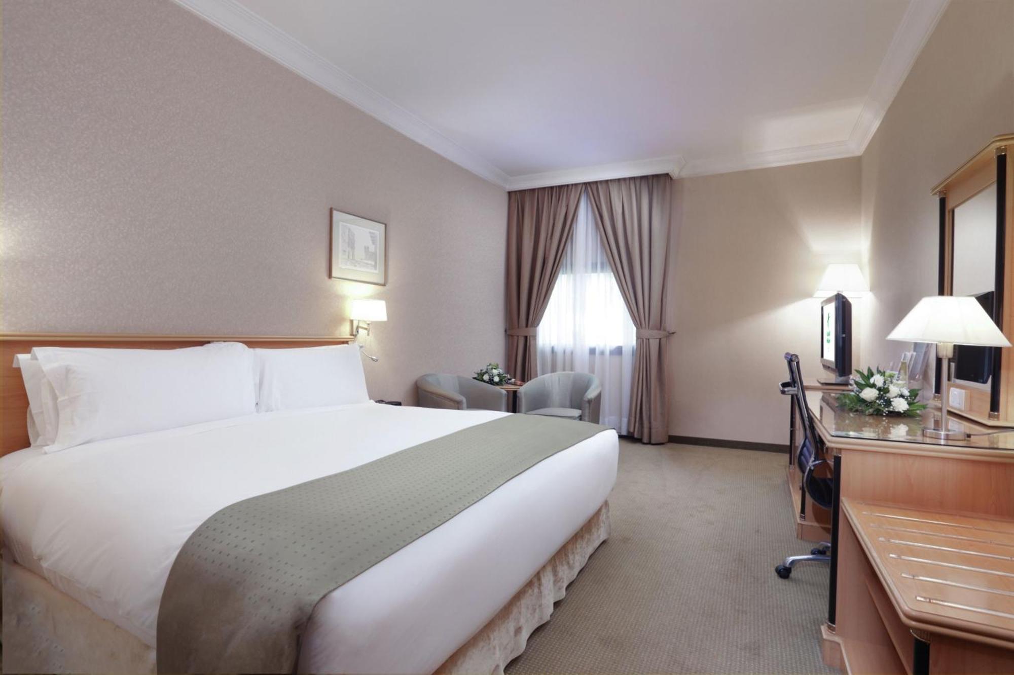 Holiday Inn Yanbu By Ihg Экстерьер фото
