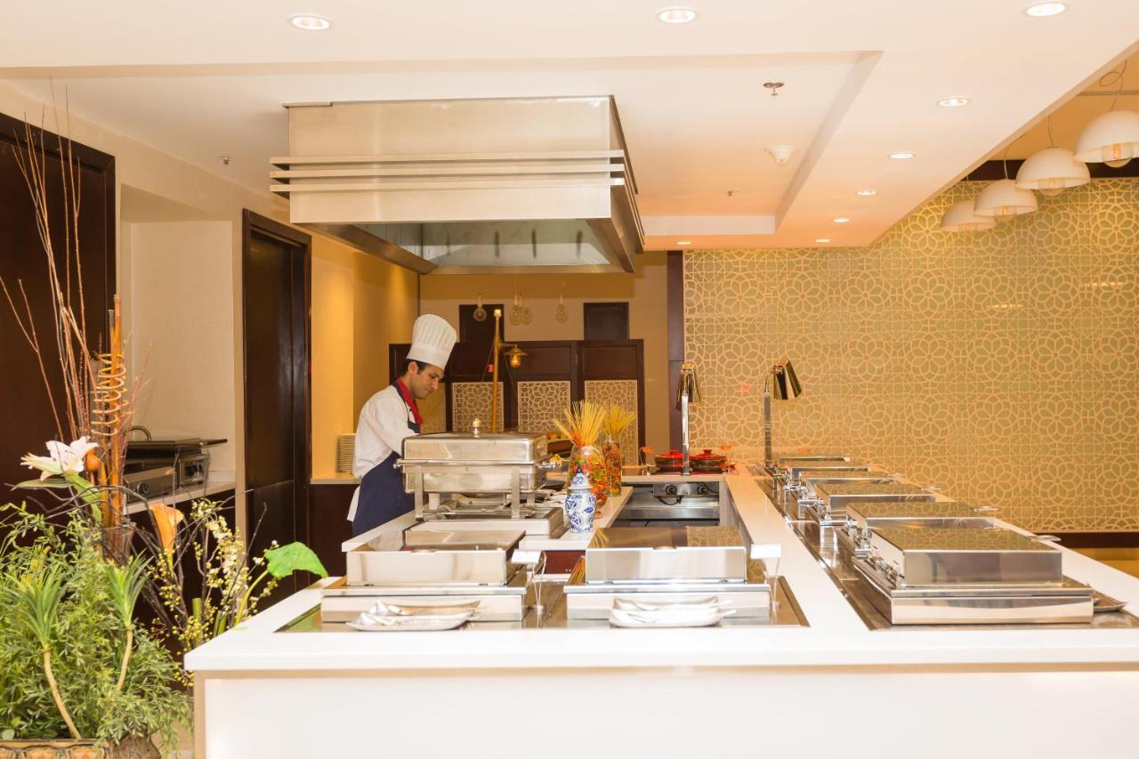 Holiday Inn Yanbu By Ihg Экстерьер фото